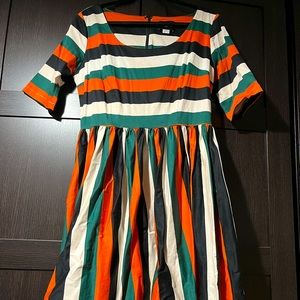 Collectif Multicolor Stripe Amber Lea Swing Dress 
97% Cotton 3% Elastane